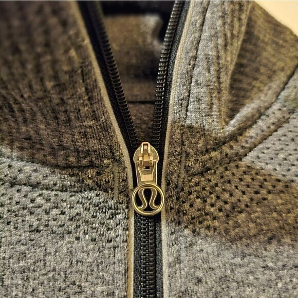 LULULEMON Quarter Zip Pullover Gym Yoga Top - Size 4 - Picture 6 of 7